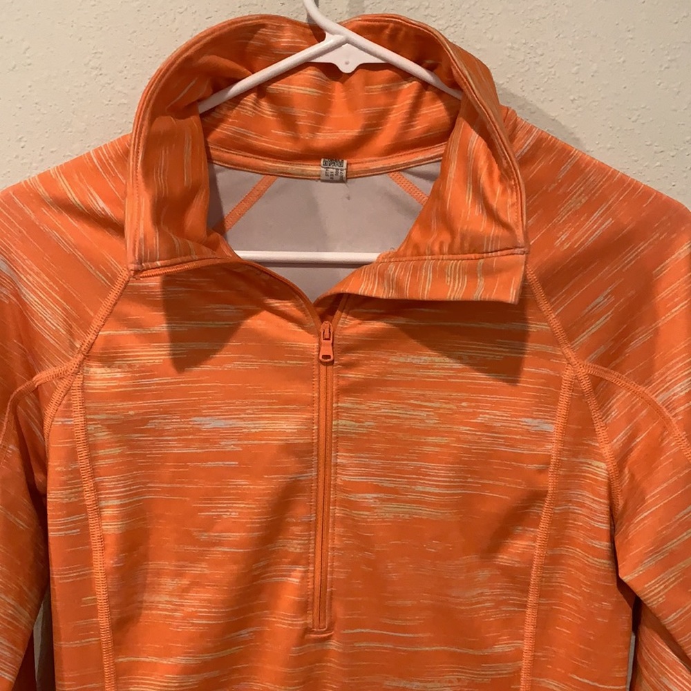 Women Tech Twist 1/4 Zip - Picture 2 of 6